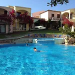 Flat With Pool In Badus Apartmán Badesi