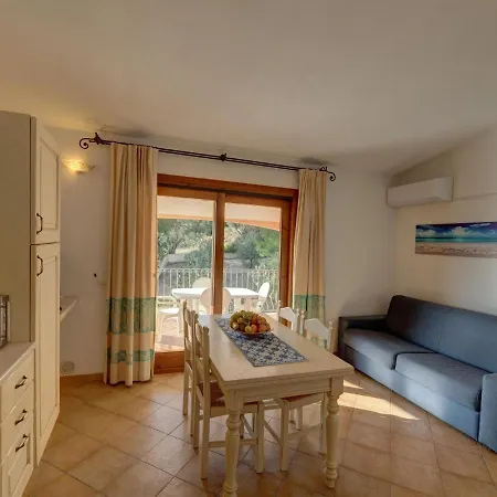 Flat With Pool In Badus Appartement Badesi
