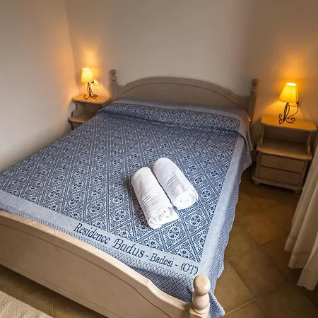 Flat With Pool In Badus Apartamento