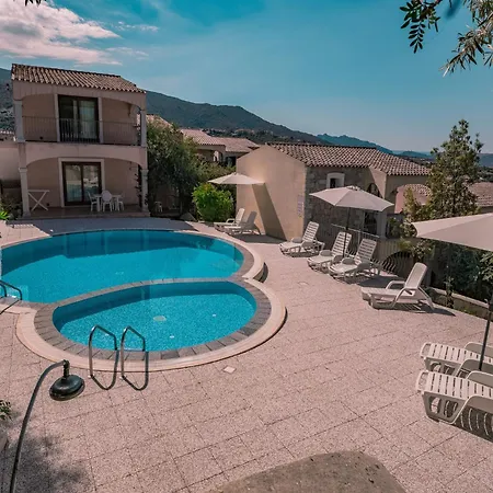 Flat With Pool In Badus * Badesi